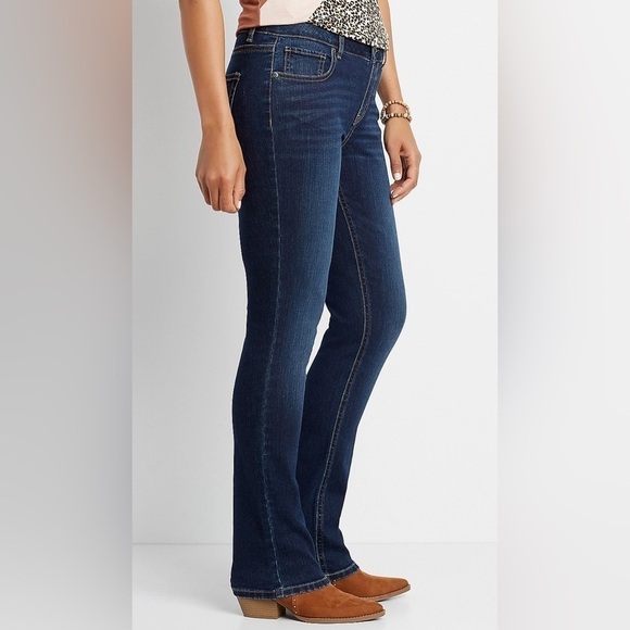 M jeans from Maurices Midrise Boot 2 Reg - Picture 2 of 10